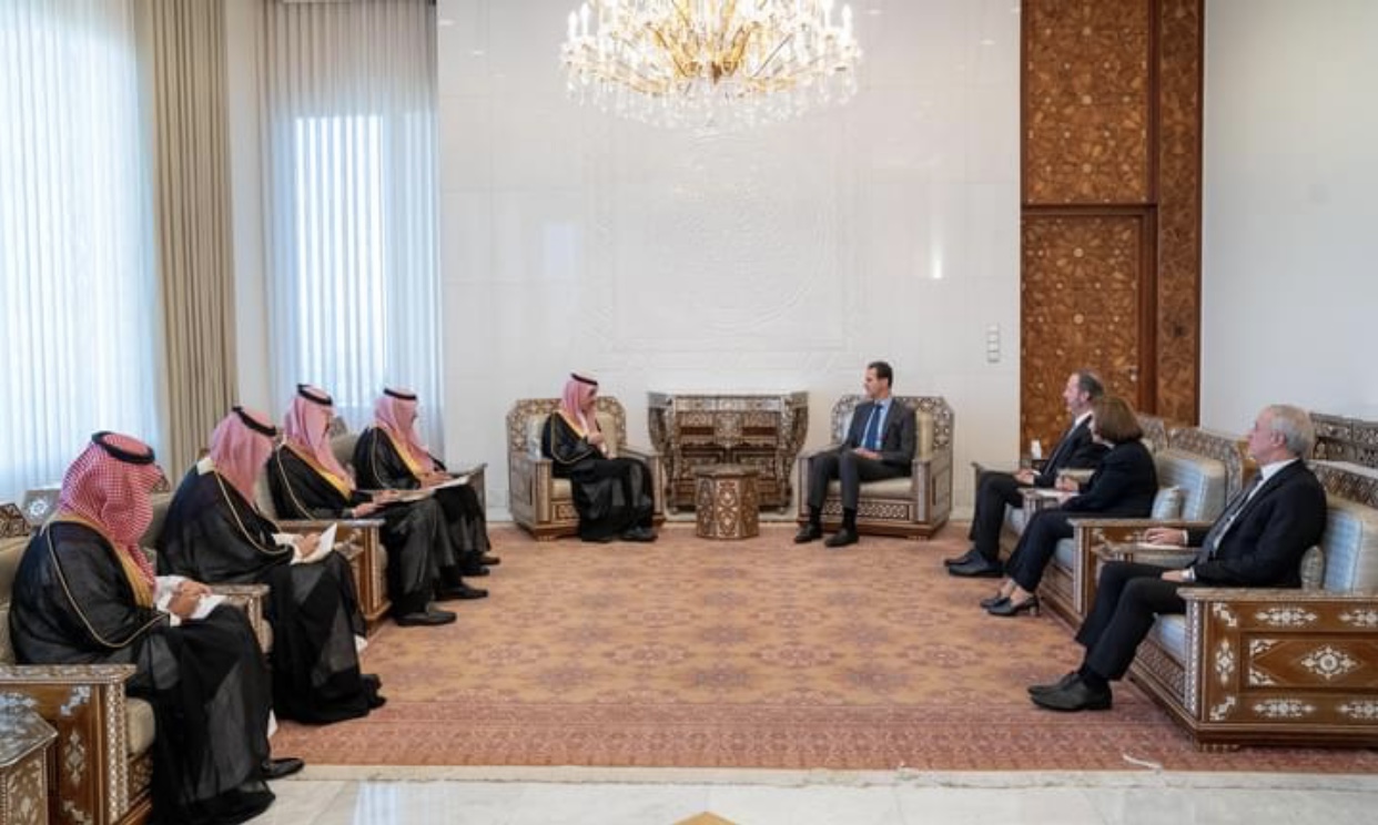 الأسد إستقبل إبن فرحان