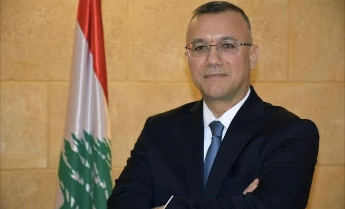 النائب السابق علي درويش يخاطب العلويين في لبنان