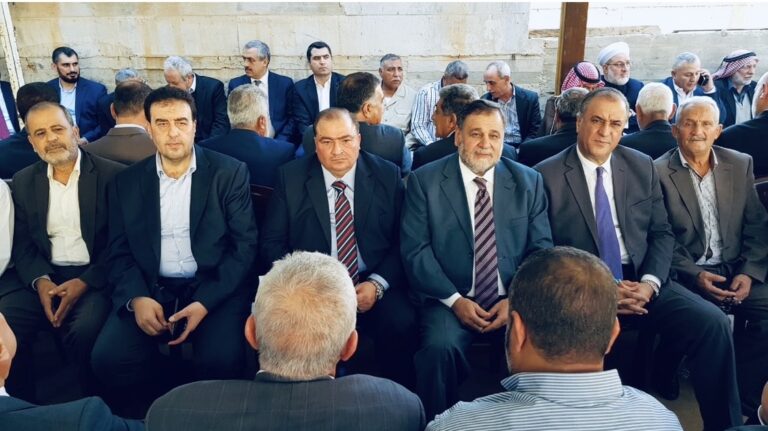 وليمة غداء في دارة النائب السابق خالد ضاهر احتفاءً بزفاف ابن شقيقه علي صلاح ضاهر